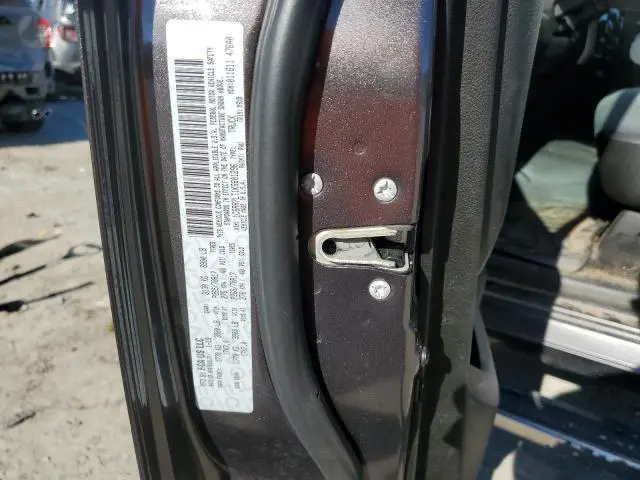 2019 RAM 1500 CLASSIC SLT  