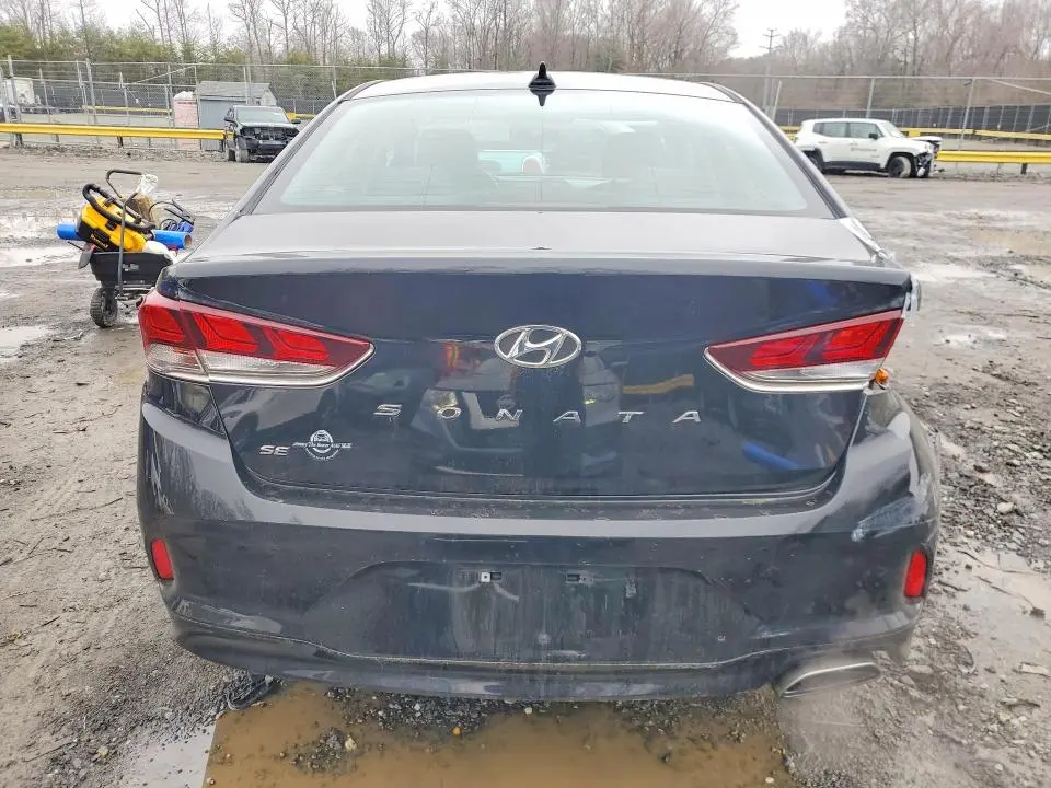 2018 HYUNDAI SONATA SE  