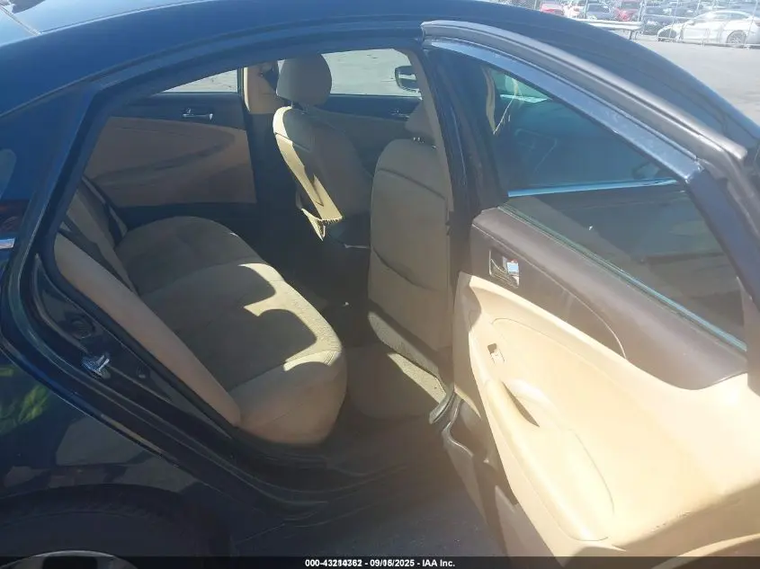 2012 HYUNDAI SONATA GLS