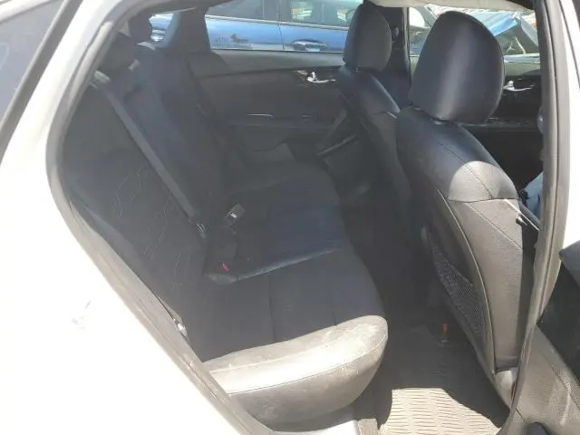 2023 KIA FORTE GT LINE  