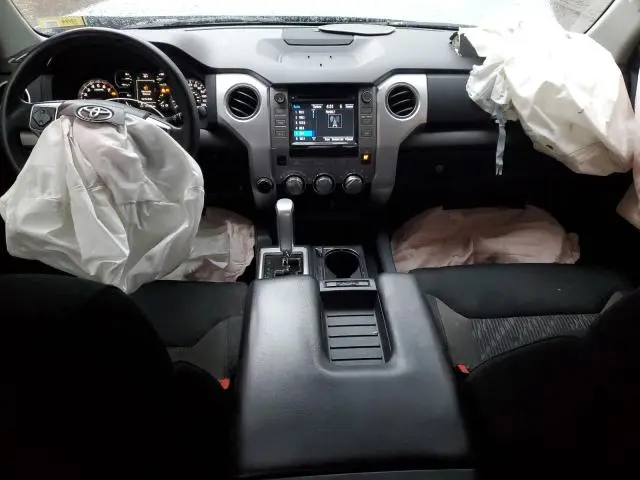 2018 TOYOTA TUNDRA DOUBLE CAB SR  