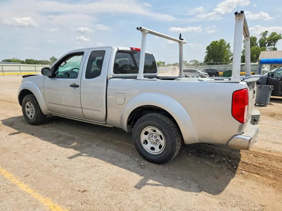 2016 NISSAN FRONTIER S  