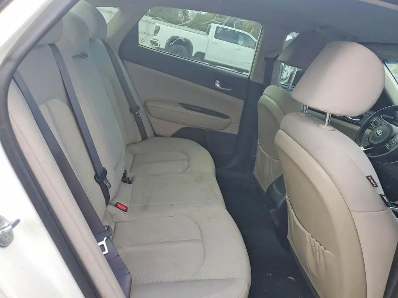 2016 KIA OPTIMA LX  