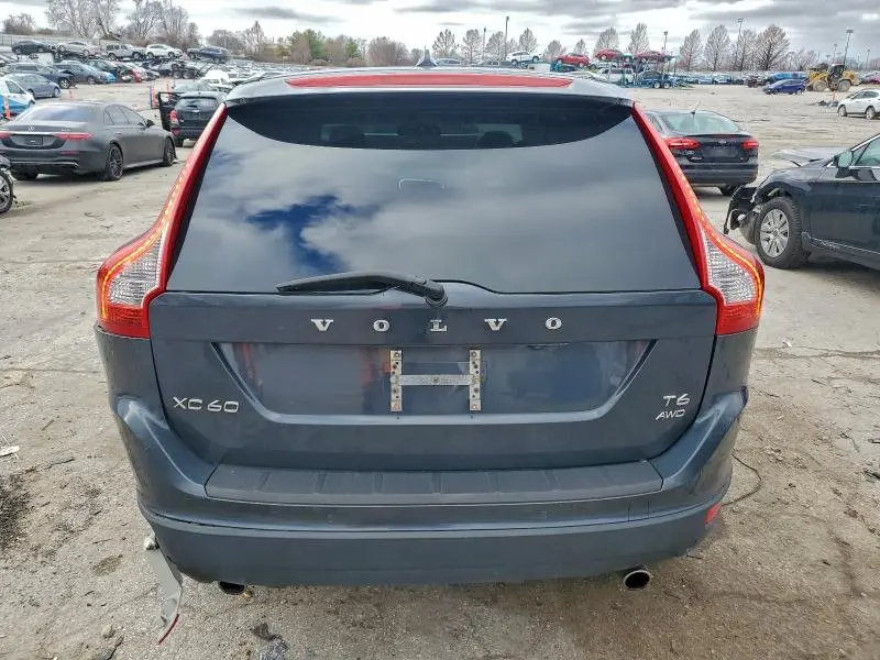 2013 VOLVO XC60 T6  