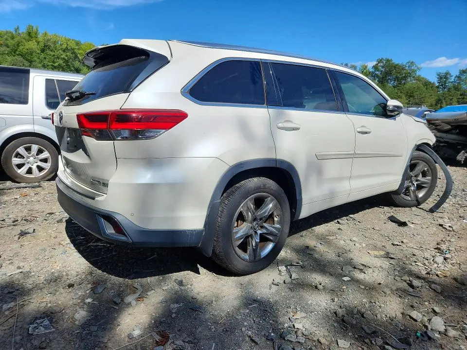2019 TOYOTA HIGHLANDER LIMITED PLATINUM  