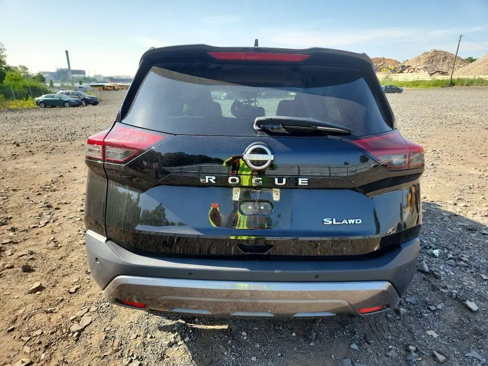 2023 NISSAN ROGUE SL  