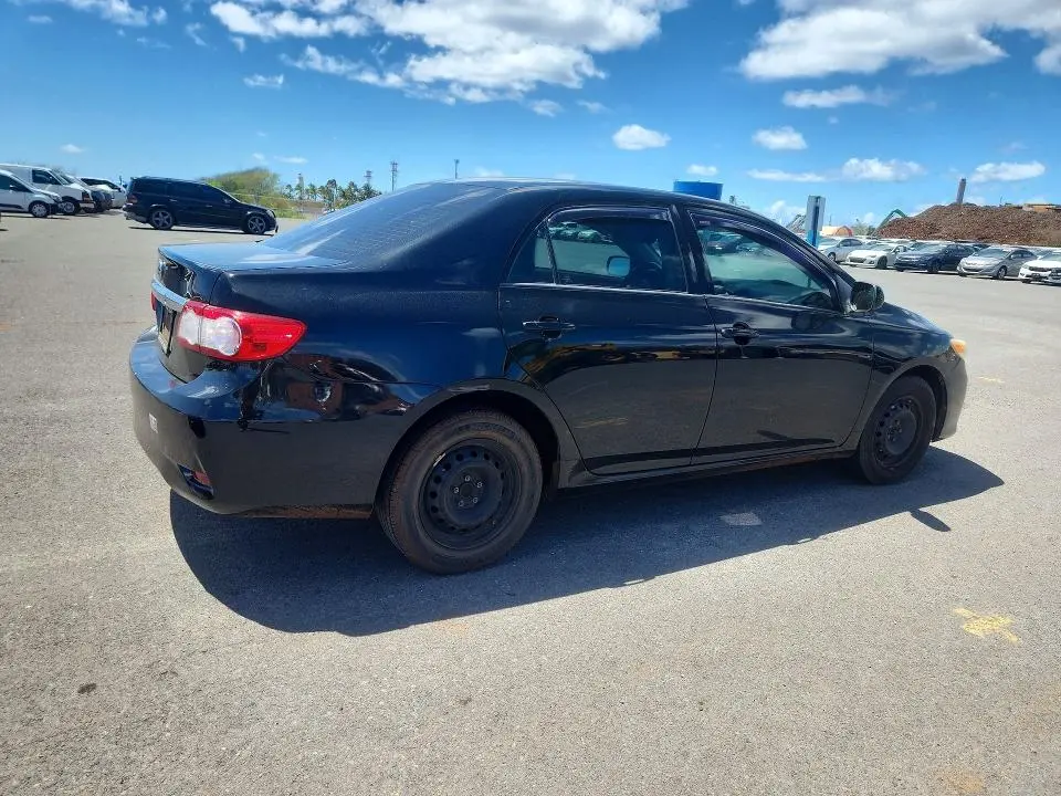 2013 TOYOTA COROLLA   