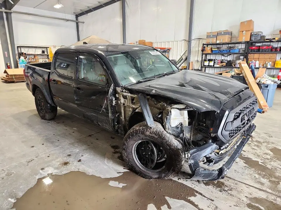2021 TOYOTA TACOMA SR5 V6  
