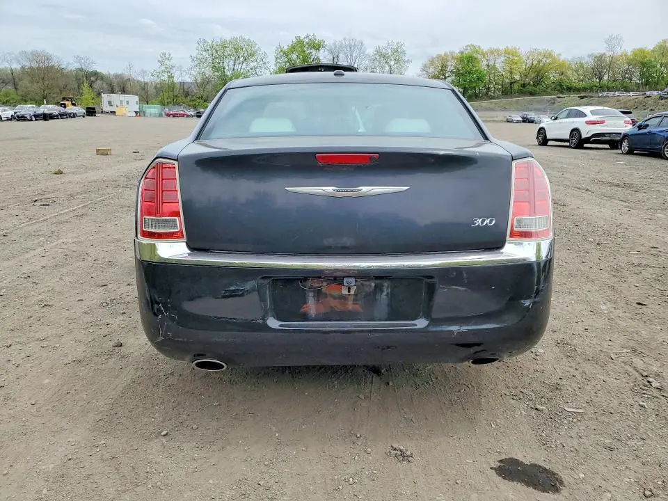 2013 CHRYSLER 300   