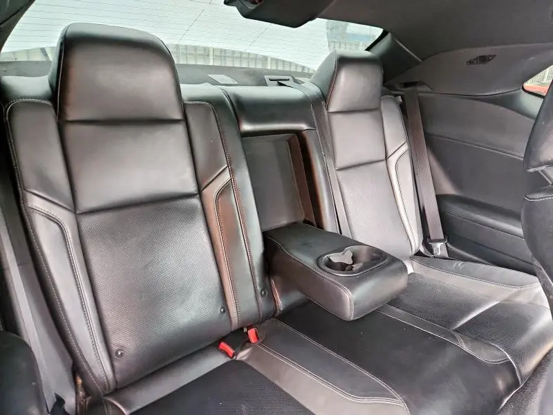 2015 DODGE CHALLENGER SXT PLUS  