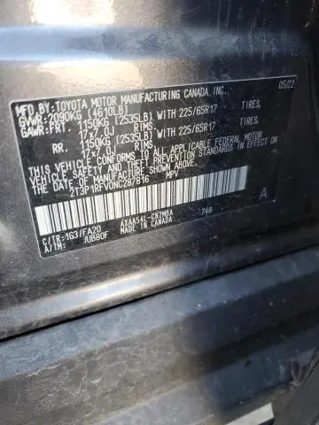 2022 TOYOTA RAV4 XLE  