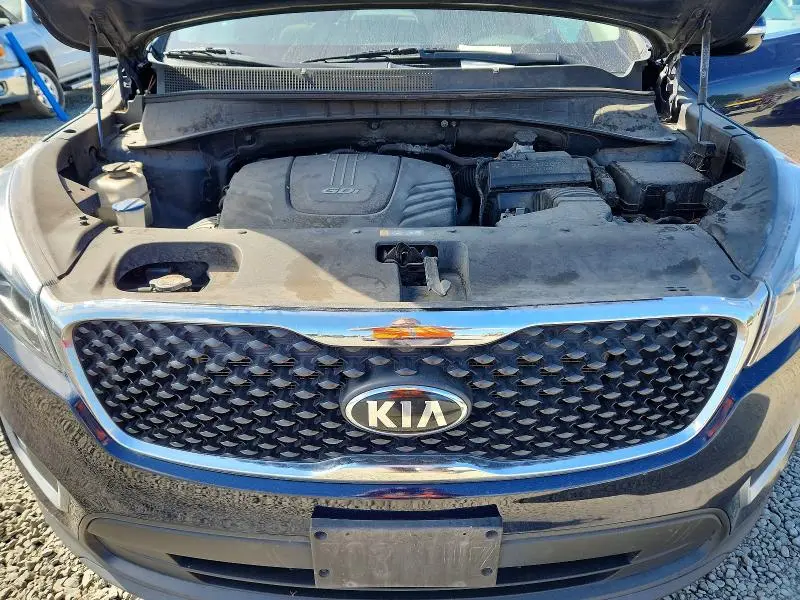 2017 KIA SORENTO LX V6  
