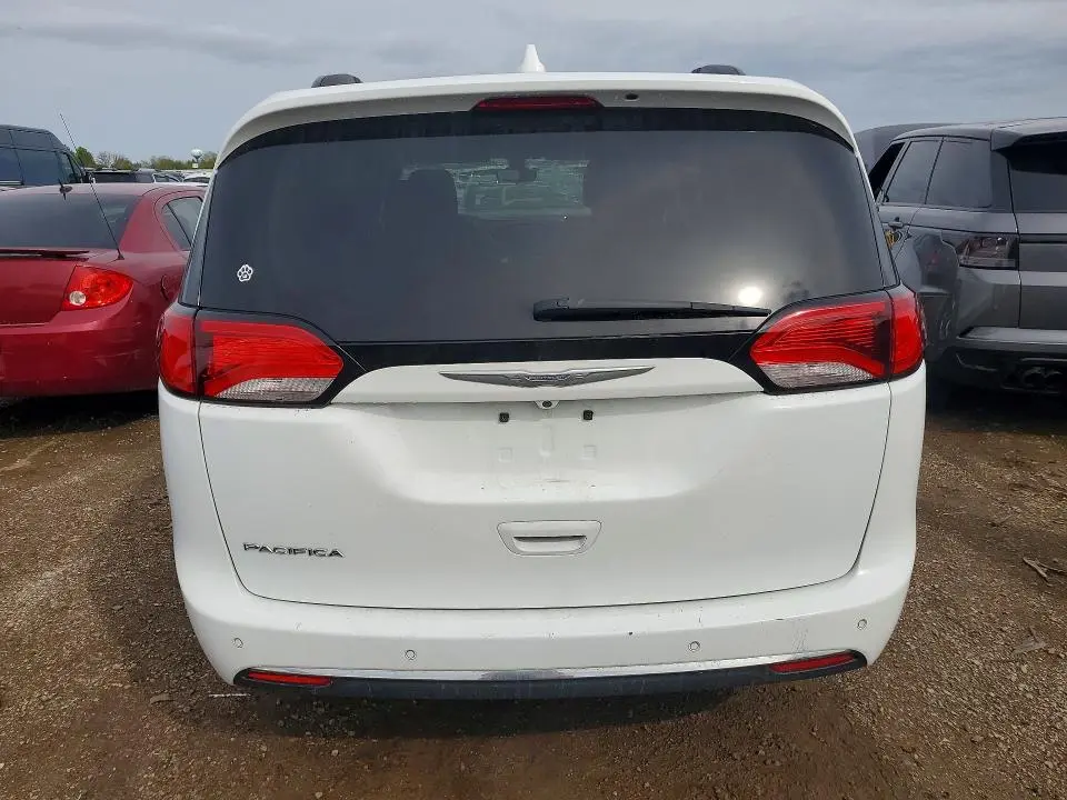 2017 CHRYSLER PACIFICA TOURING L  
