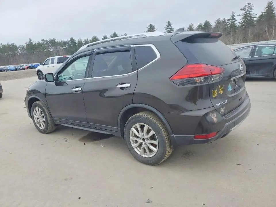 2017 NISSAN ROGUE SV  