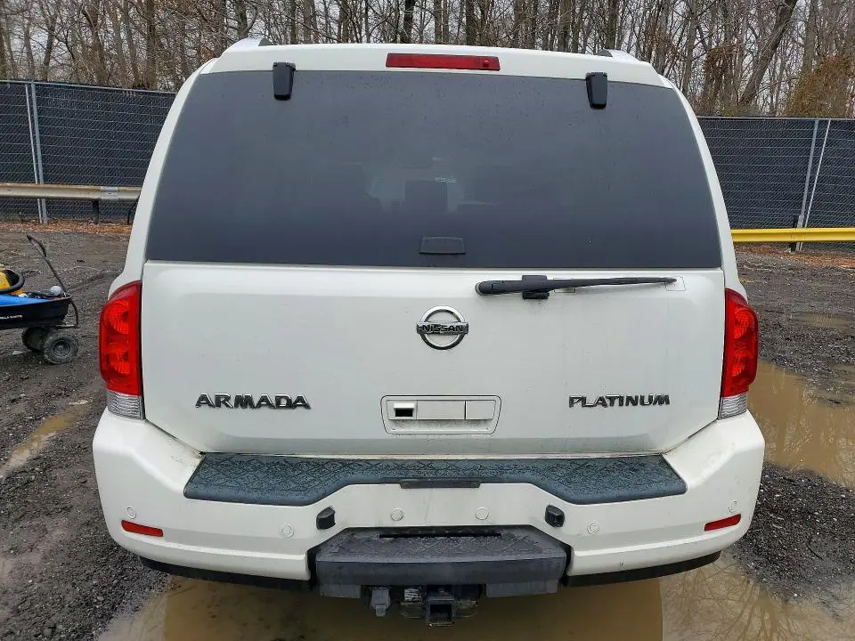 2011 NISSAN ARMADA SV  