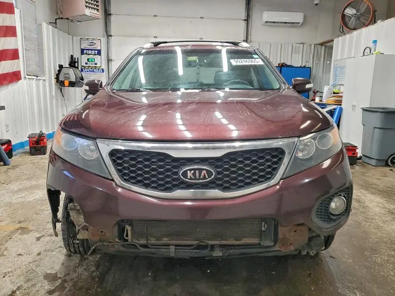 2012 KIA SORENTO BASE  