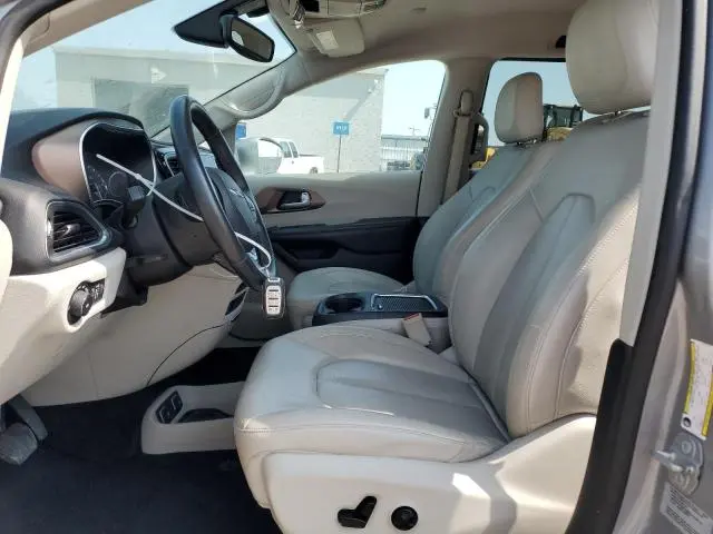 2017 CHRYSLER PACIFICA TOURING L PLUS  