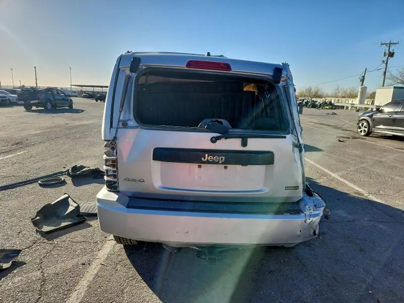 2011 JEEP LIBERTY SPORT  