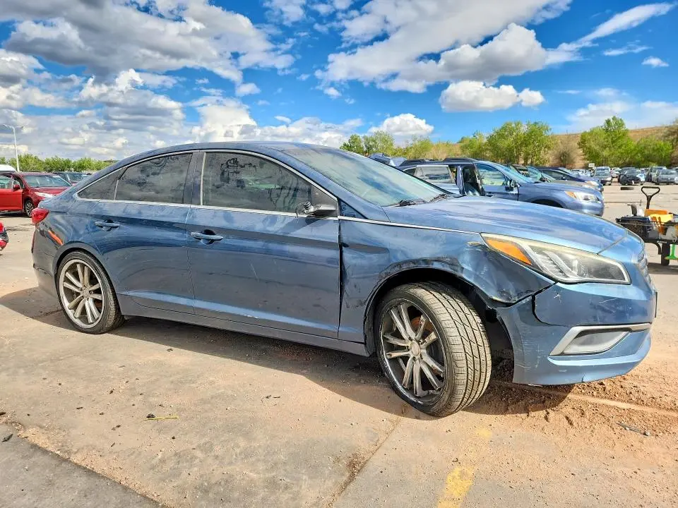 2016 HYUNDAI SONATA SE  
