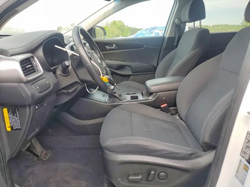 2018 KIA SORENTO LX  