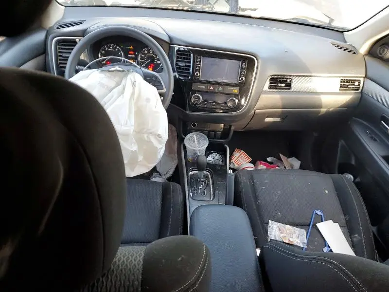 2018 MITSUBISHI OUTLANDER ES  