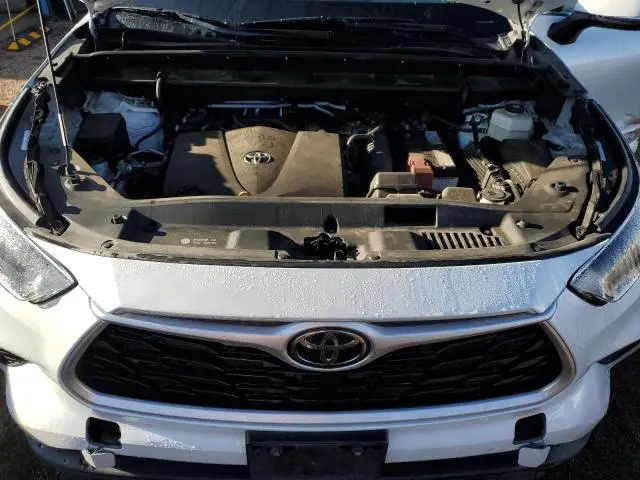 2022 TOYOTA HIGHLANDER L  