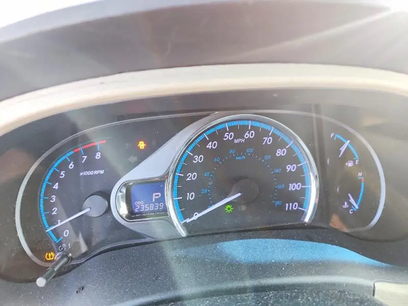 2012 TOYOTA SIENNA XLE 8-PASSENGER  