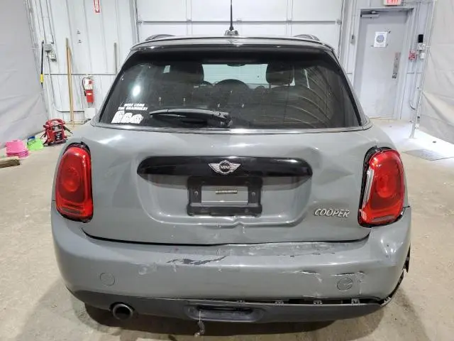 2016 MINI COOPER   