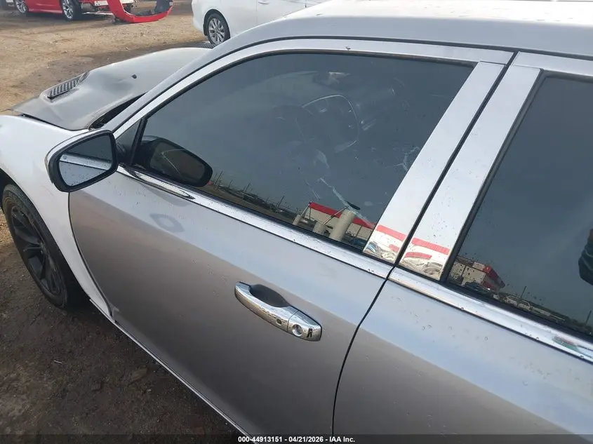 2016 CHRYSLER 300 LIMITED
