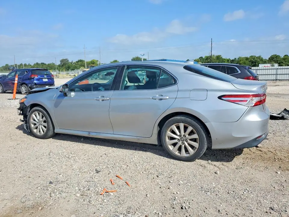 2019 TOYOTA CAMRY LE  