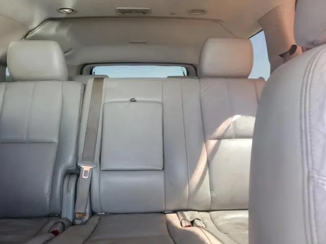 2011 CHEVROLET SUBURBAN C1500 LT  