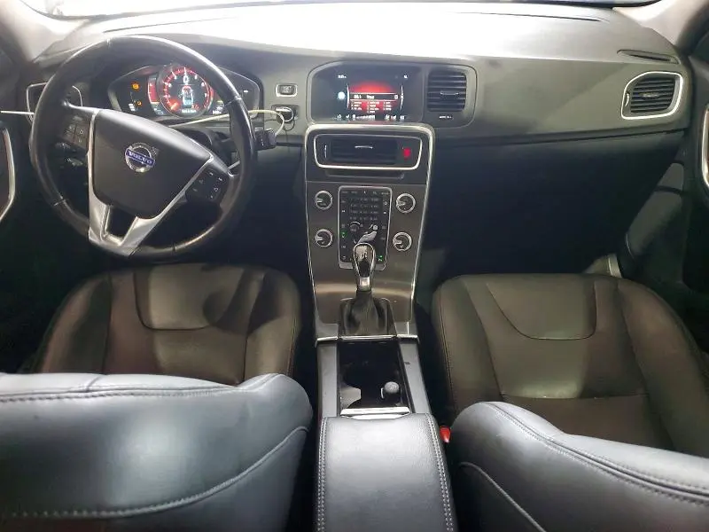 2016 VOLVO S60 PREMIER  