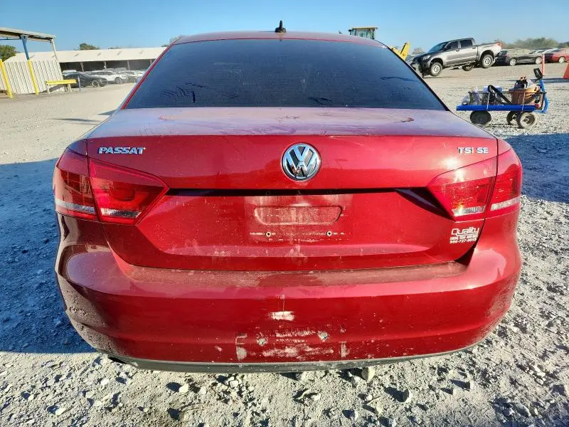 2015 VOLKSWAGEN PASSAT SE  