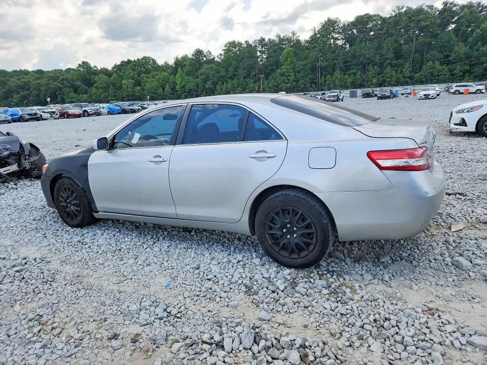 2011 TOYOTA CAMRY LE  