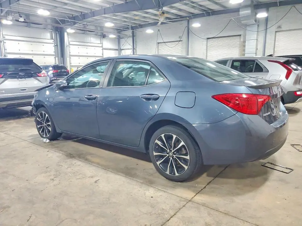2017 TOYOTA COROLLA SE  