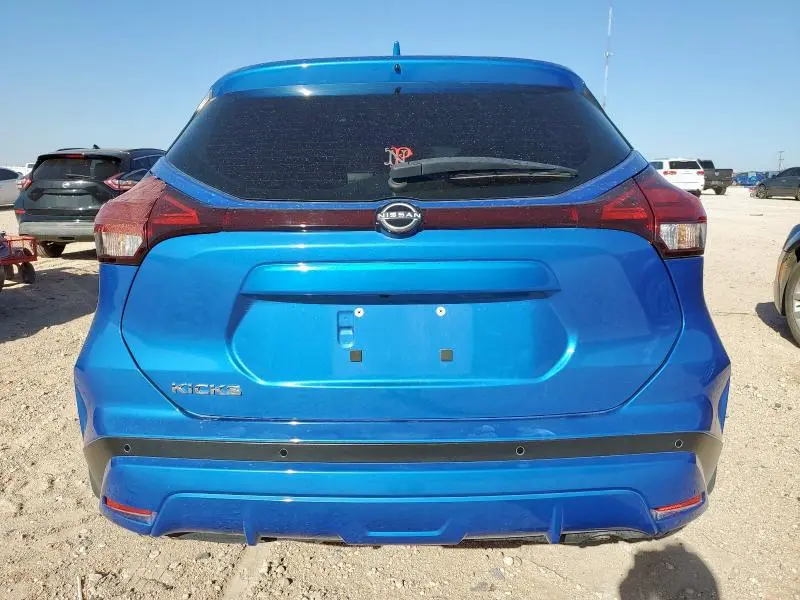 2023 NISSAN KICKS S  