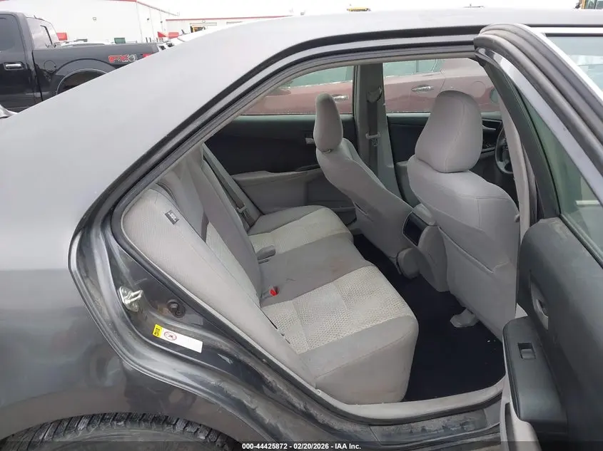 2014 TOYOTA CAMRY LE