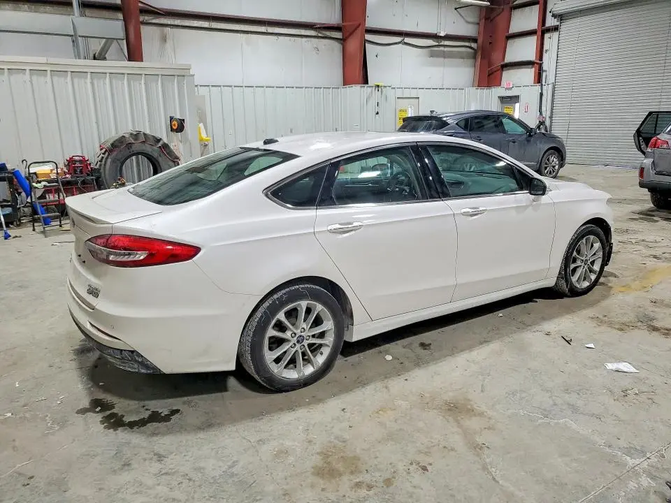 2019 FORD FUSION TITANIUM  