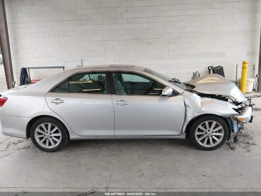 2012 TOYOTA CAMRY XLE