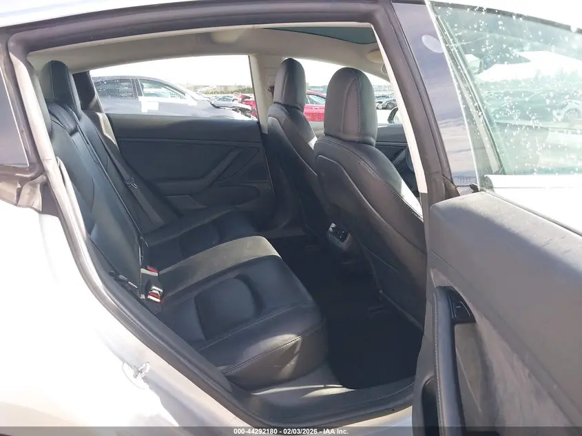 2018 TESLA MODEL 3 LONG RANGE/PERFORMANCE