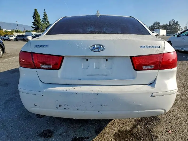 2010 HYUNDAI SONATA GLS  