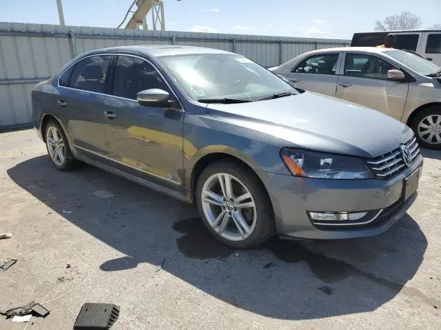 2013 VOLKSWAGEN PASSAT SEL  
