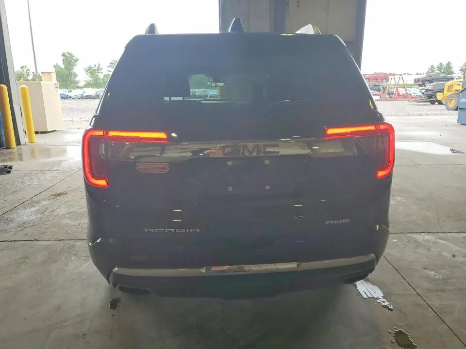 2020 GMC ACADIA DENALI  