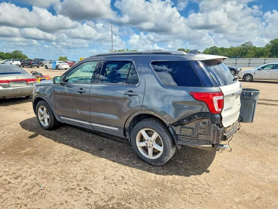 2016 FORD EXPLORER XLT  