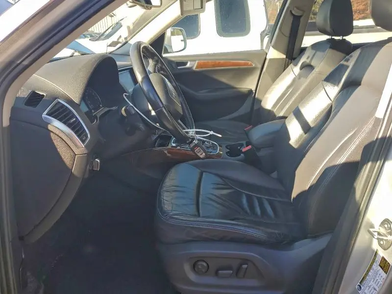 2010 AUDI Q5 PREMIUM PLUS  