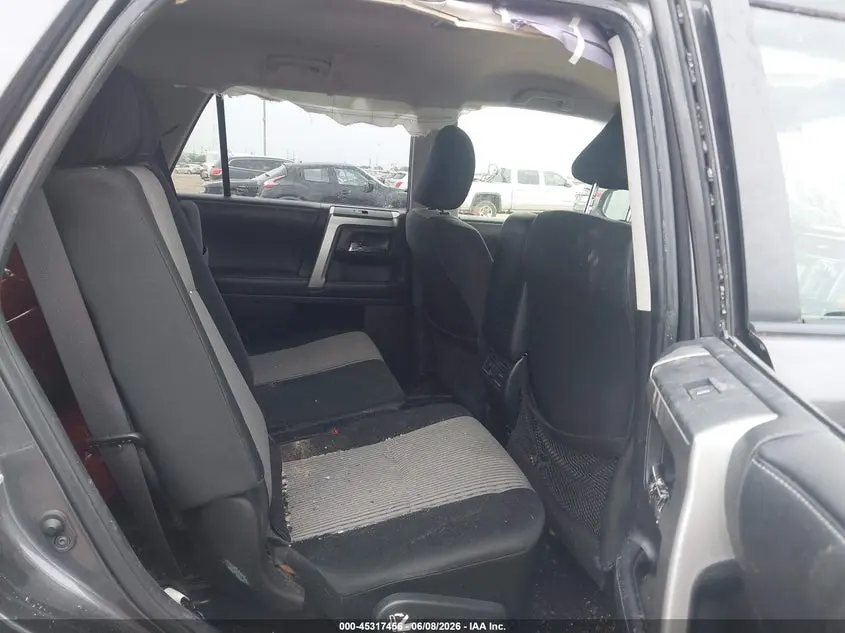 2019 TOYOTA 4RUNNER SR5