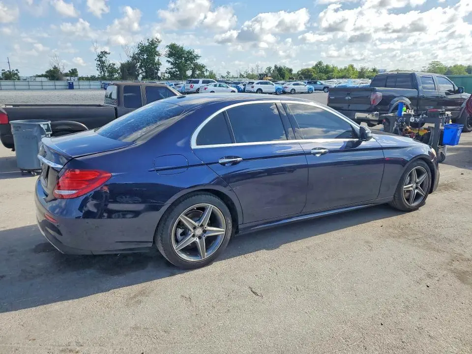 2017 MERCEDES-BENZ E 300  