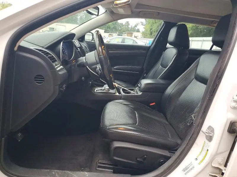 2015 CHRYSLER 300C   
