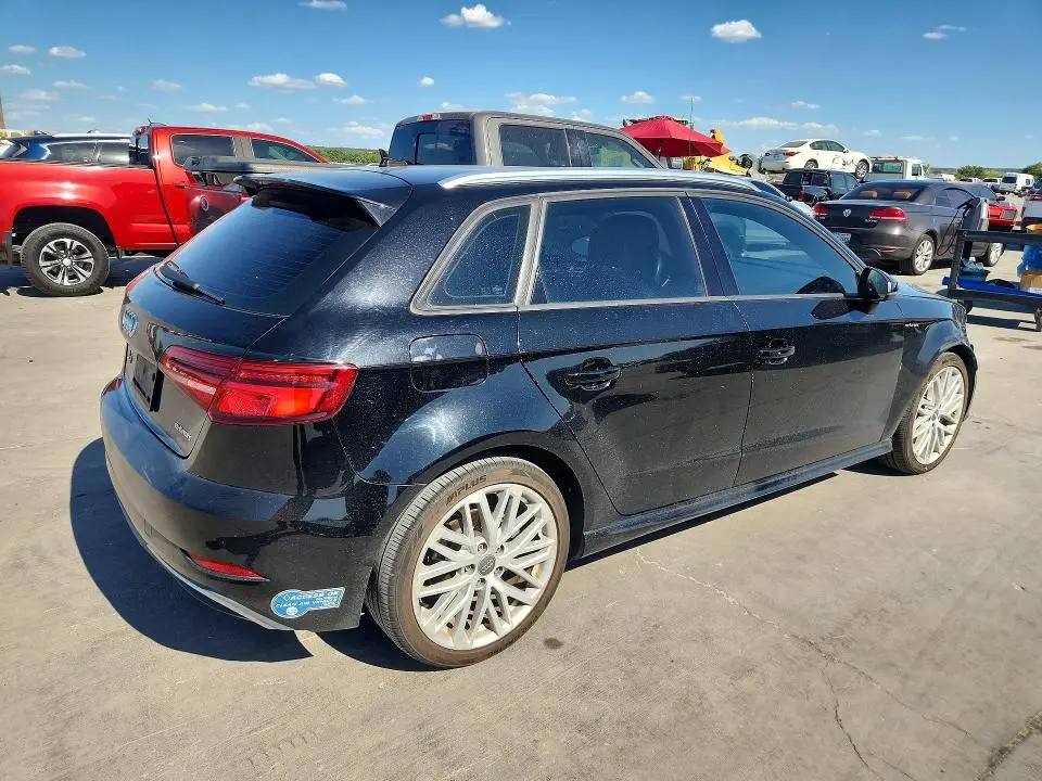 2018 AUDI A3 E-TRON PREMIUM  