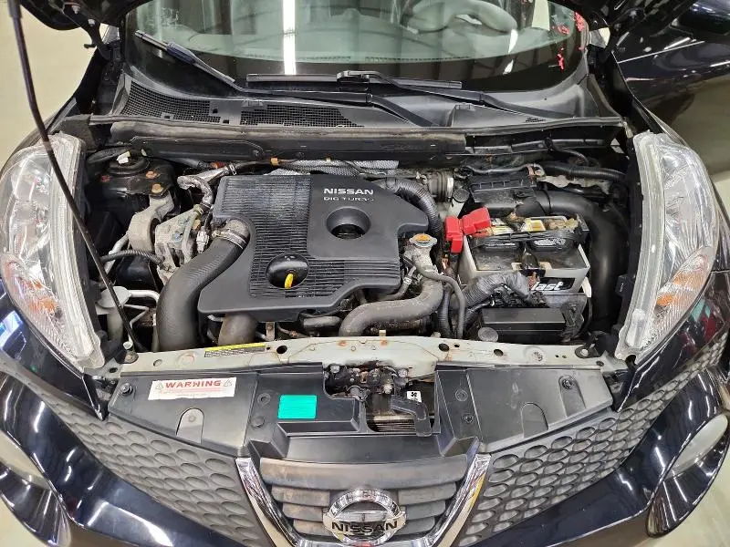 2014 NISSAN JUKE SL  